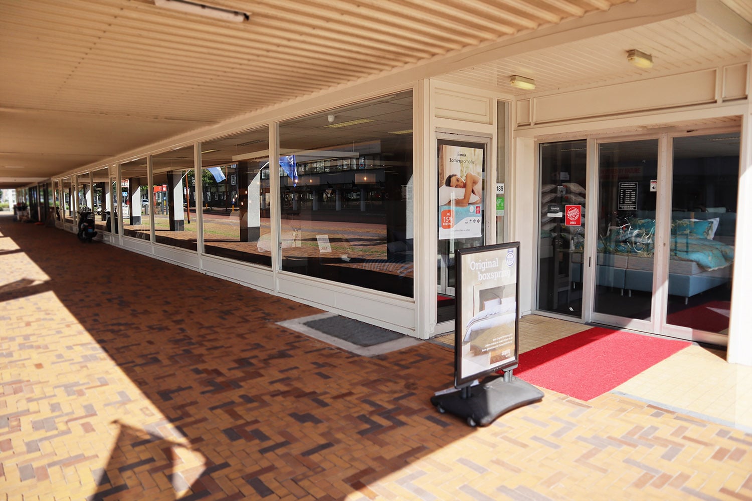 IJmuiden showroom Alphen a/d Rijn